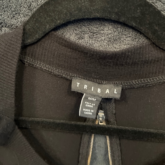 Shirt - Picture 4 of 5